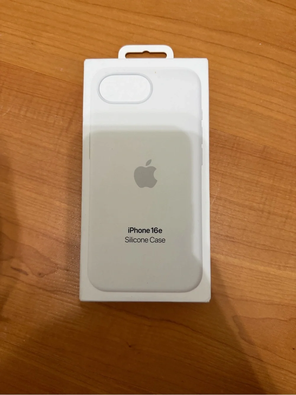 Apple iPhone 16e Silicone Case - Soft White